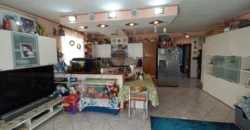 APPARTAMENTO TRE STANZE CON GIARDINO