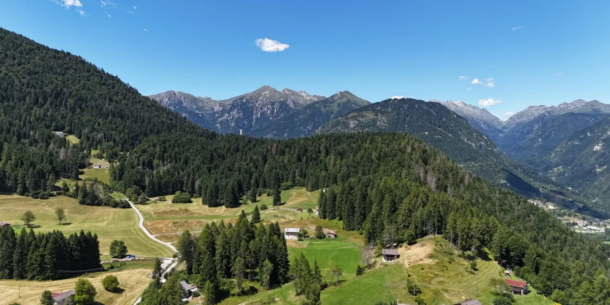 VILLINO DI MONTAGNA SULL’ALTOPIANO DEL TESINO