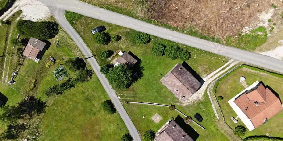 VILLINO DI MONTAGNA SULL’ALTOPIANO DEL TESINO