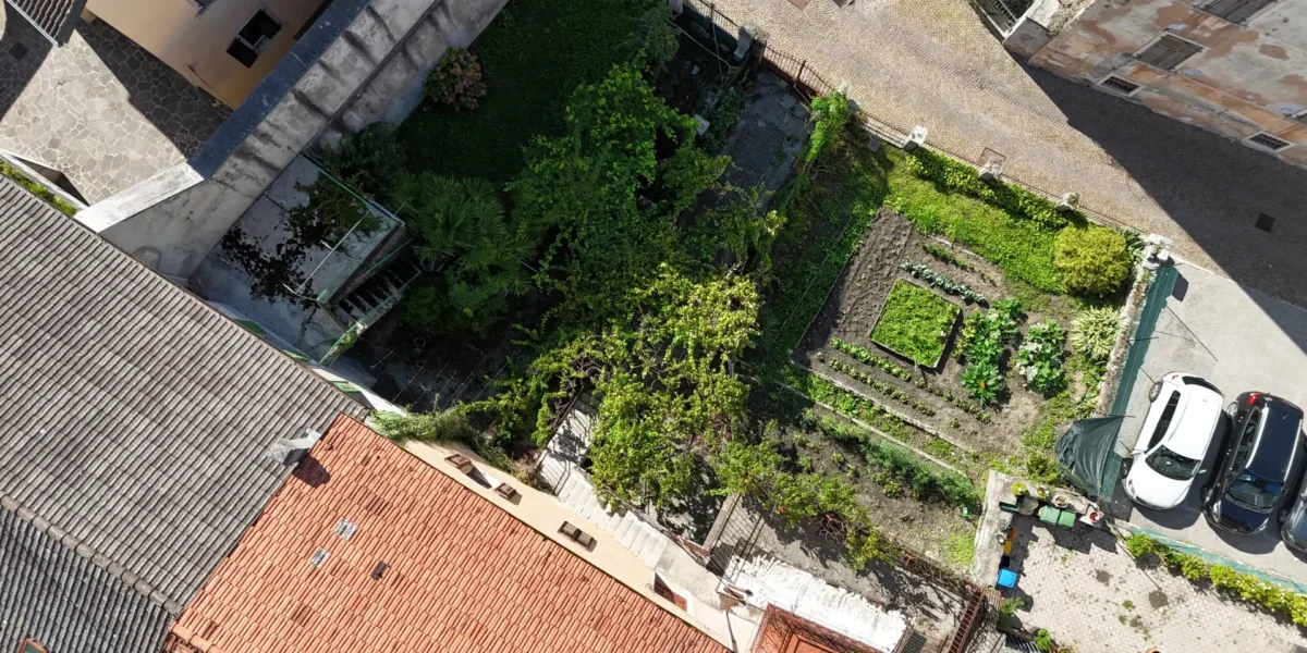 INTERO EDIFICIO TERRA/CIELO