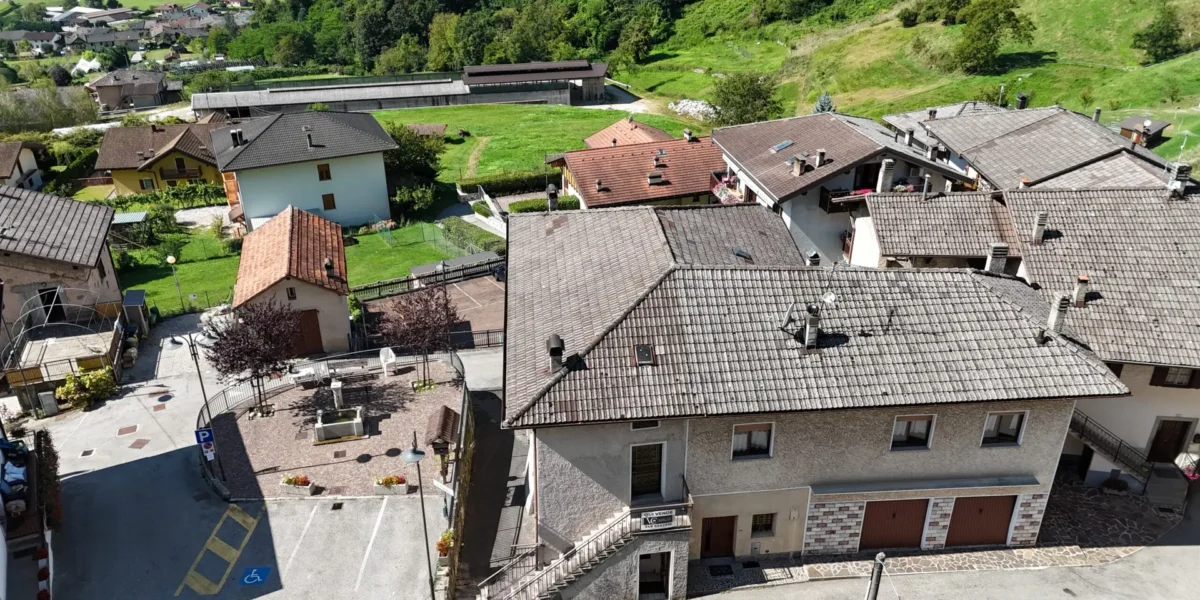 PORZIONE TERRA/CIELO – DUE UNITA’