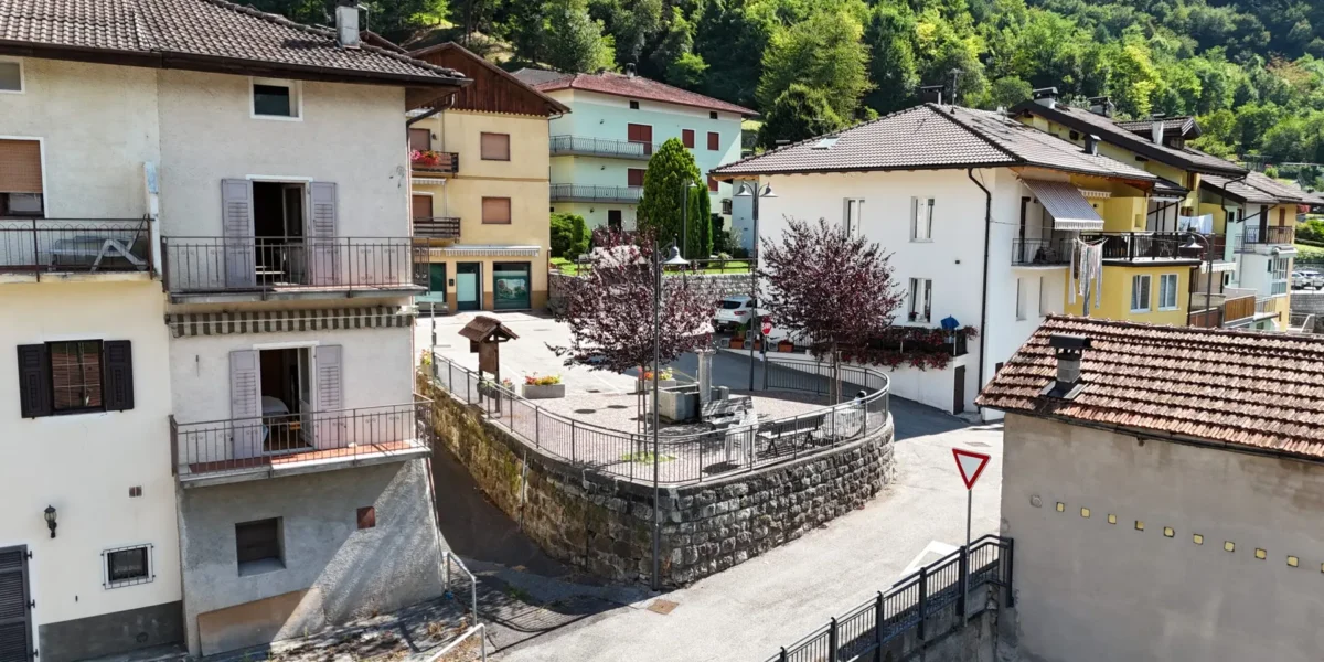 PORZIONE TERRA/CIELO – DUE UNITA’