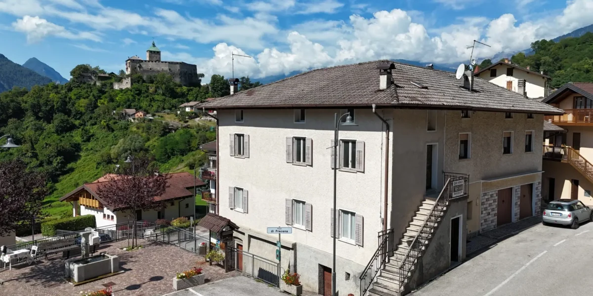 PORZIONE TERRA/CIELO – DUE UNITA’