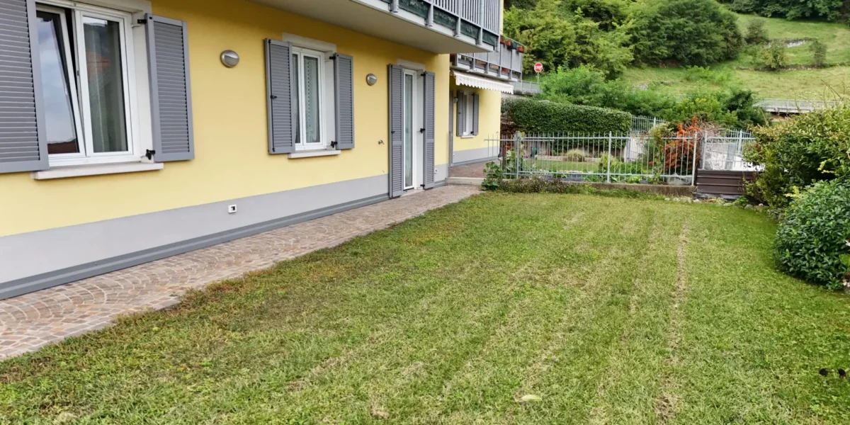 APPARTAMENTO TRILOCALE CON GIARDINO