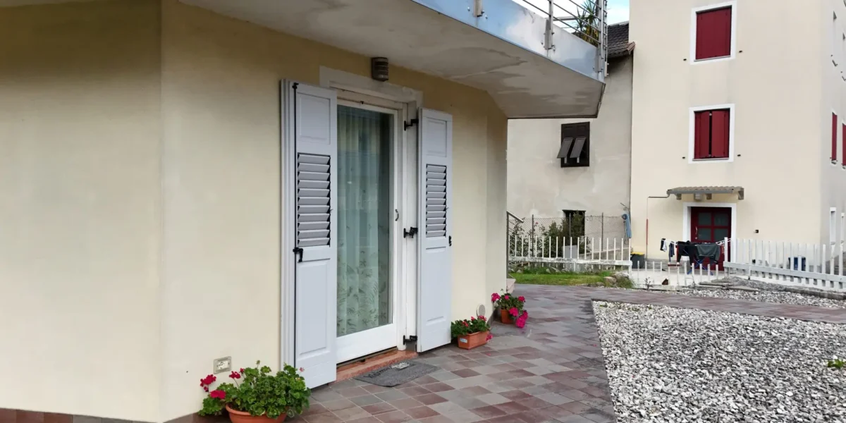 VILLETTA BIFAMILIARE – DUE UNITA’