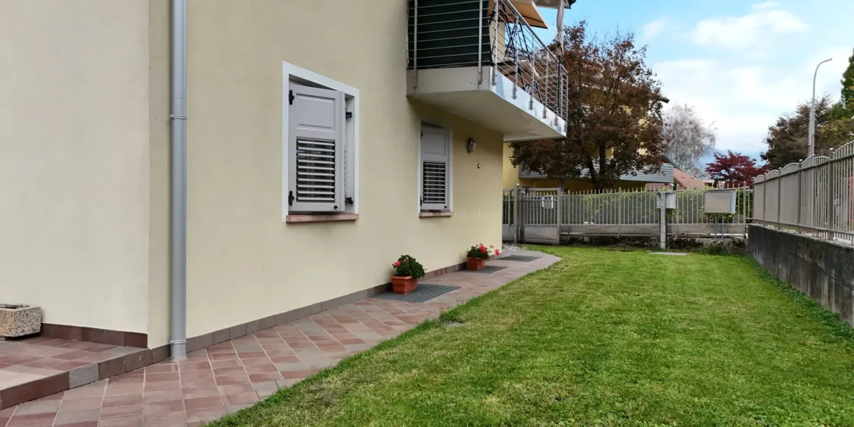 VILLETTA BIFAMILIARE – DUE UNITA’