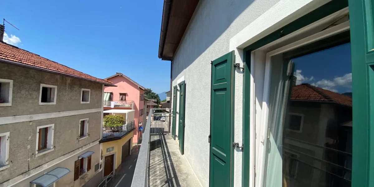 AMPIO APPARTAMENTO QUADRILOCALE