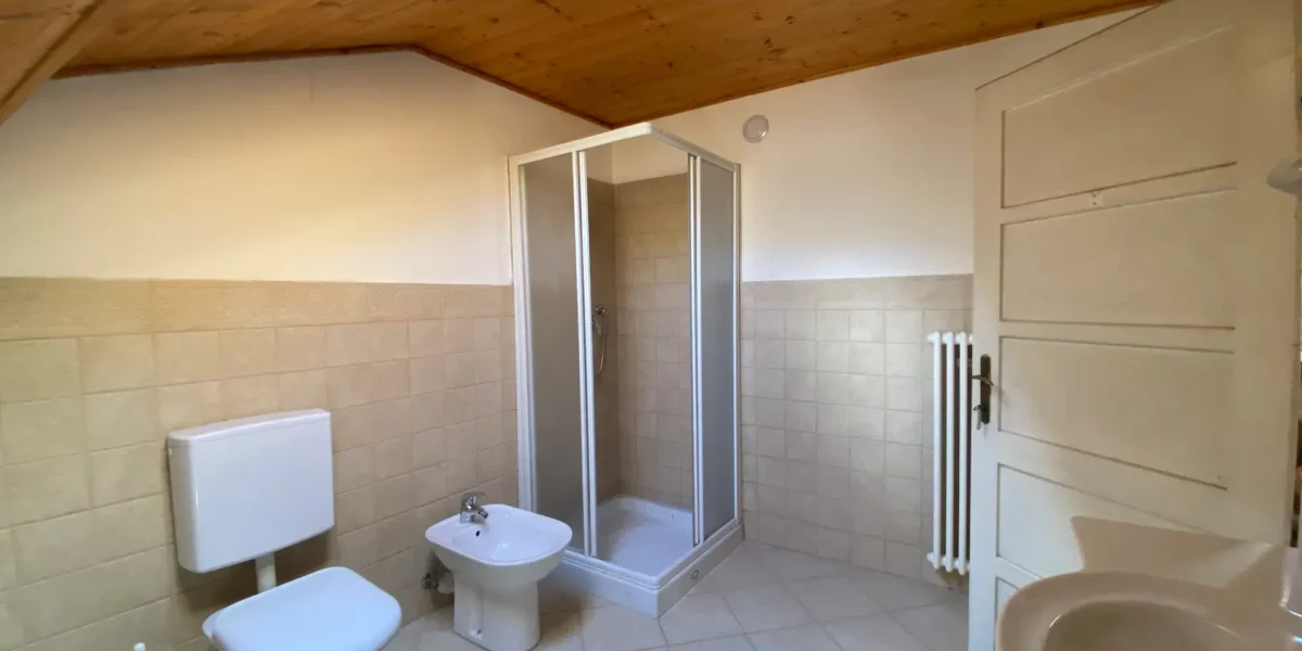 AMPIO APPARTAMENTO QUADRILOCALE