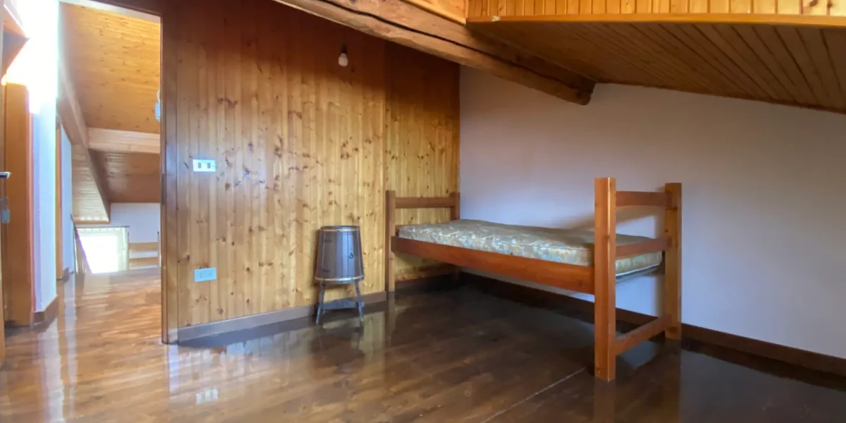 AMPIO APPARTAMENTO QUADRILOCALE