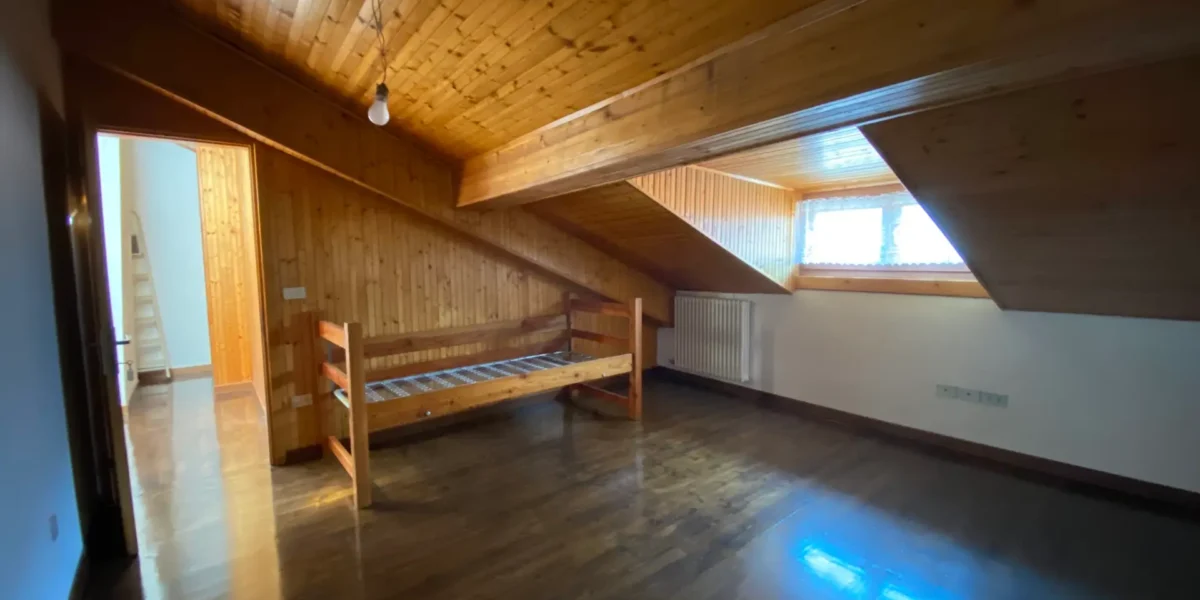 AMPIO APPARTAMENTO QUADRILOCALE