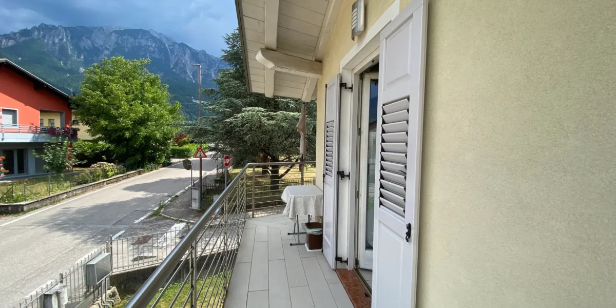 VILLETTA BIFAMILIARE – DUE UNITA’