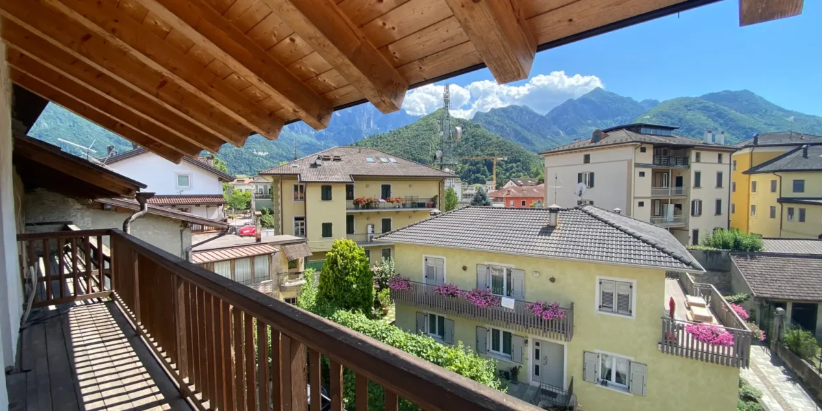 APPARTAMENTO SU DUE LIVELLI