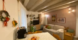 VILLETTA BIFAMILIARE – DUE UNITA’