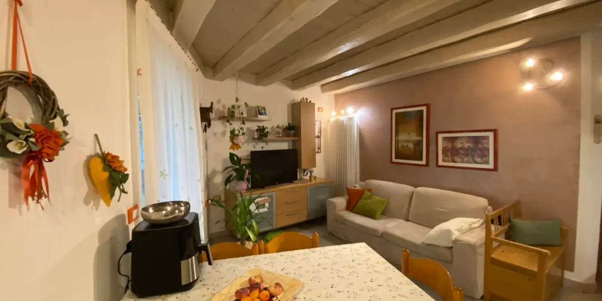 APPARTAMENTO TRILOCALE A PIANO TERRA