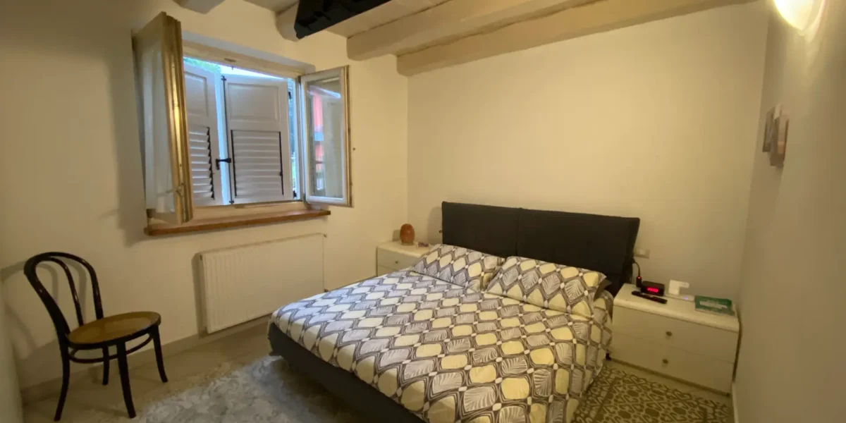 VILLETTA BIFAMILIARE – DUE UNITA’