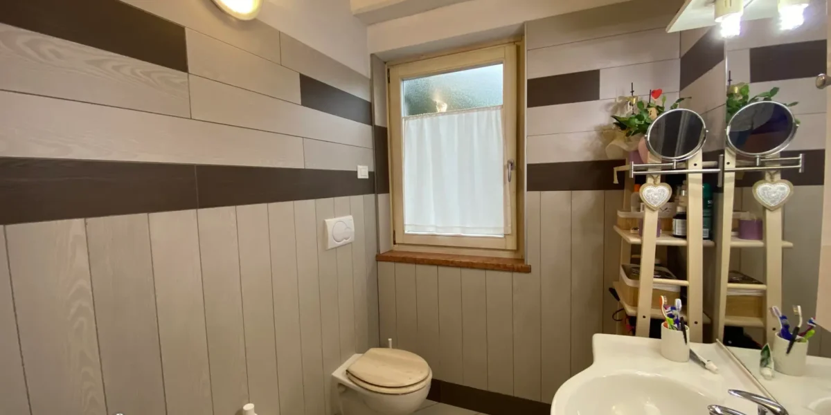 VILLETTA BIFAMILIARE – DUE UNITA’