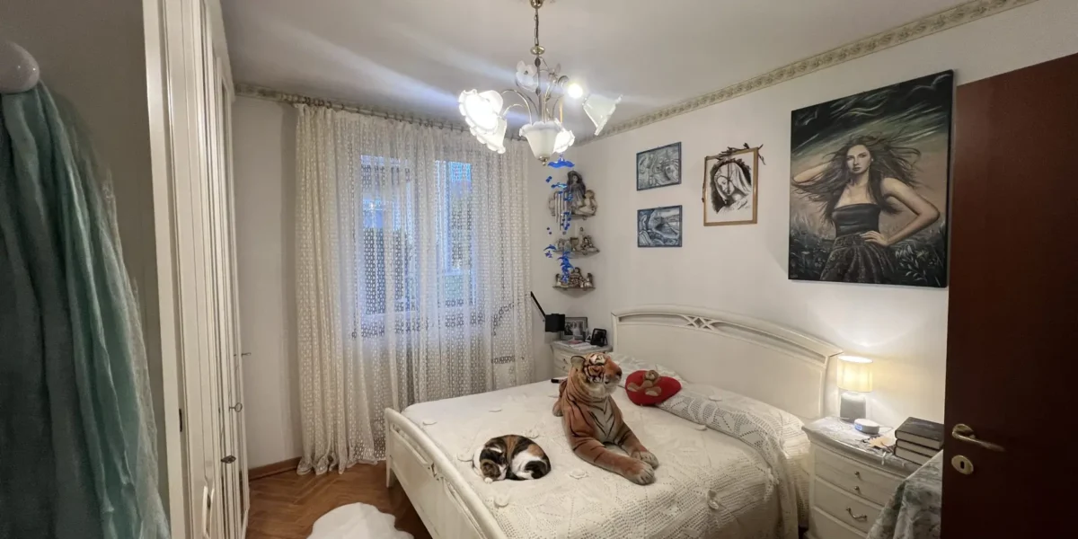 APPARTAMENTO TRE STANZE CON GIARDINO