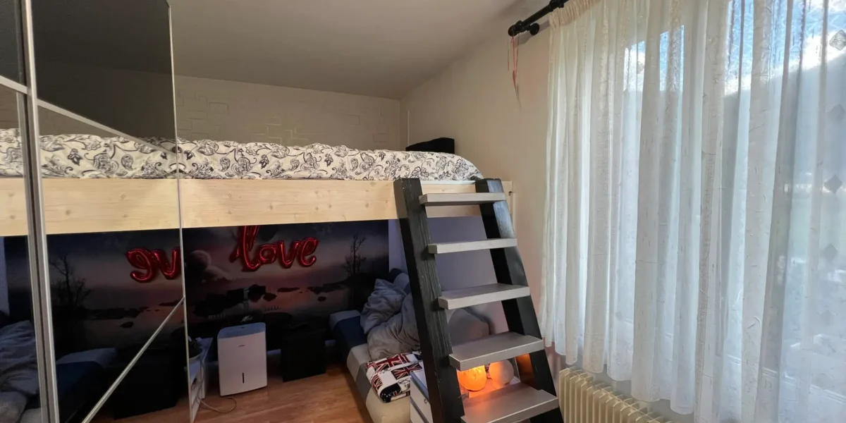 APPARTAMENTO TRE STANZE CON GIARDINO