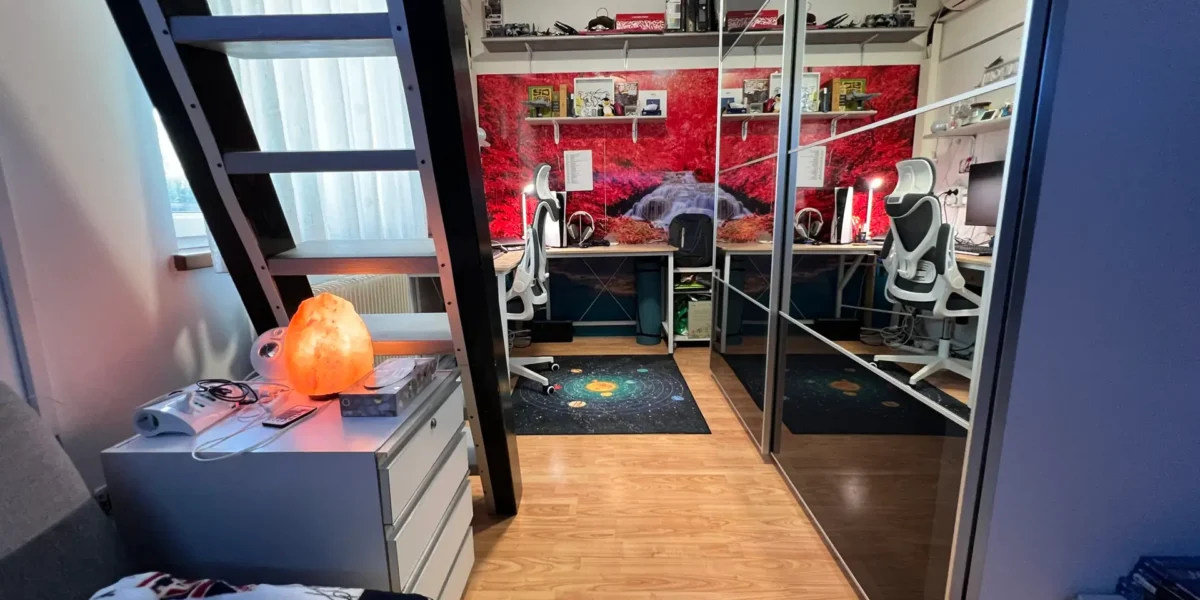 APPARTAMENTO TRE STANZE CON GIARDINO