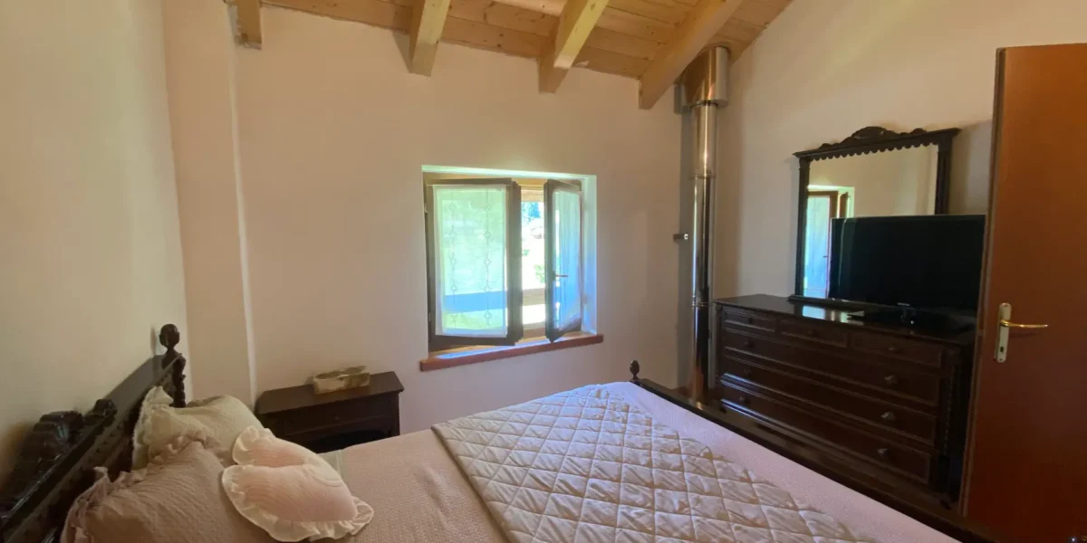 VILLINO DI MONTAGNA SULL’ALTOPIANO DEL TESINO