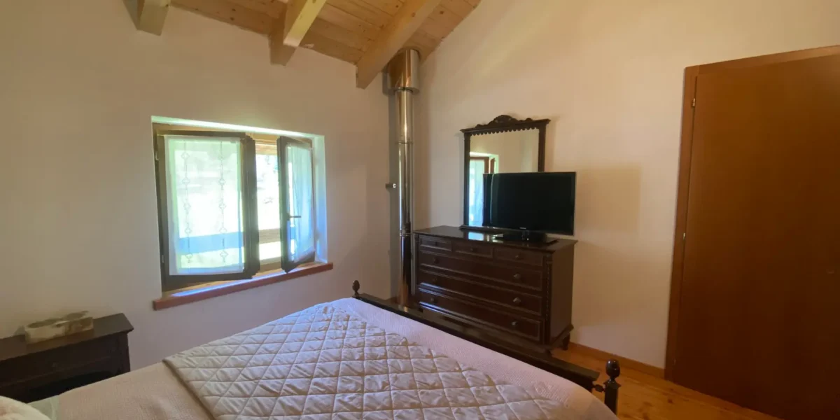 VILLINO DI MONTAGNA SULL’ALTOPIANO DEL TESINO