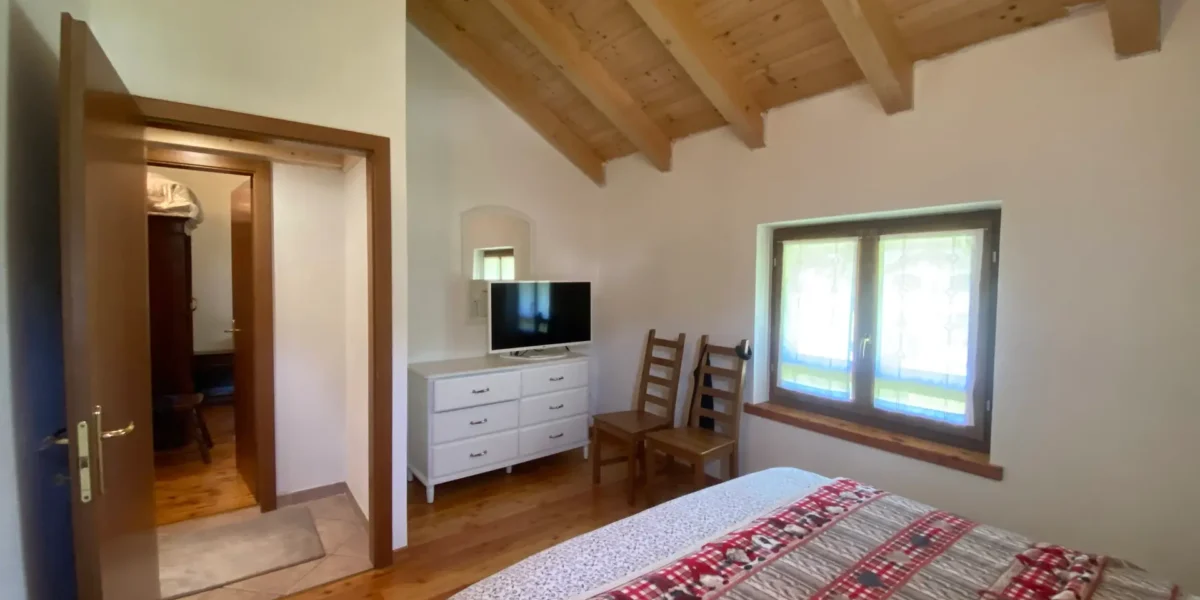 VILLINO DI MONTAGNA SULL’ALTOPIANO DEL TESINO