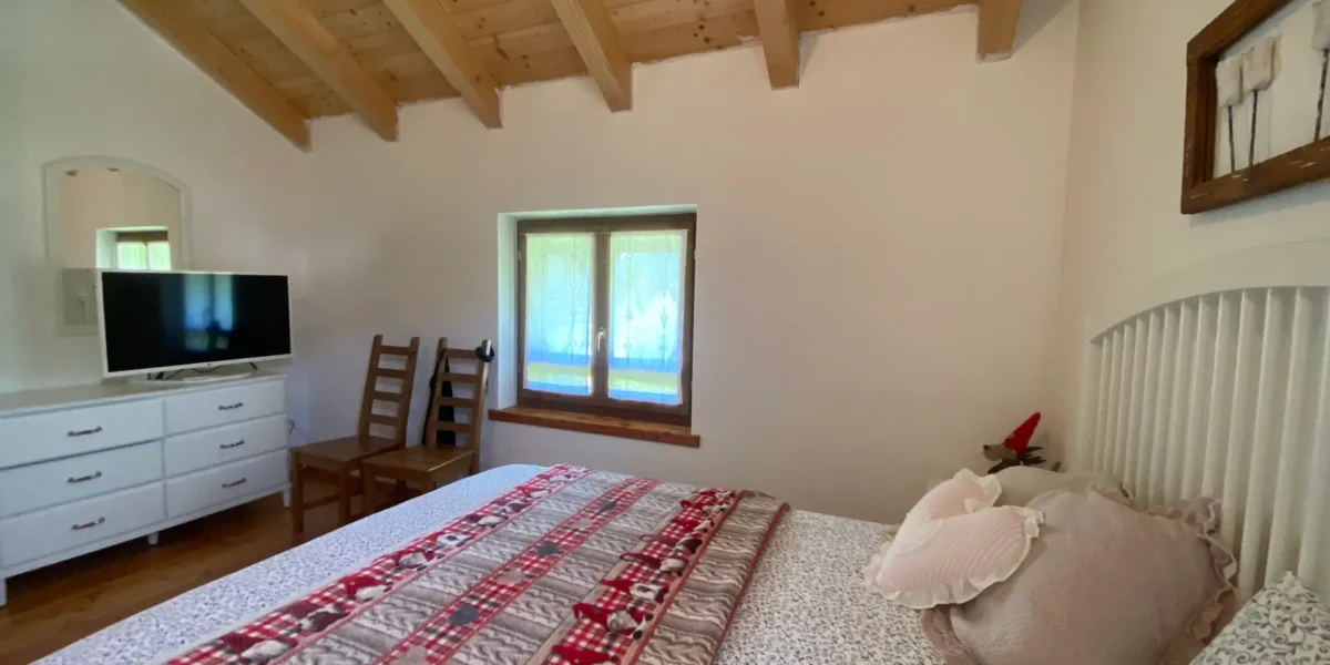 VILLINO DI MONTAGNA SULL’ALTOPIANO DEL TESINO