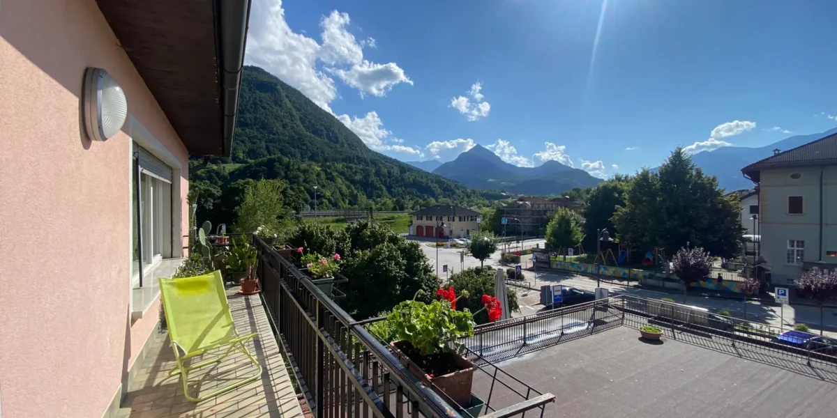 AMPIO APPARTAMENTO QUADRILOCALE