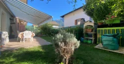 APPARTAMENTO TRE STANZE CON GIARDINO