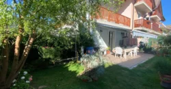 APPARTAMENTO TRE STANZE CON GIARDINO