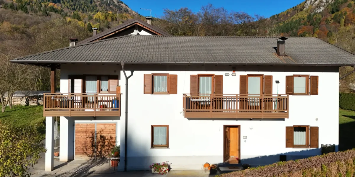 VILLA E ATTIVITA’ AGRICOLA IN UN’UNICA SOLUZIONE