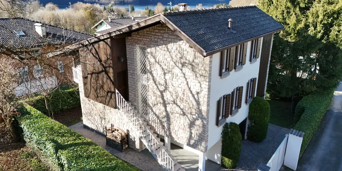 LA TUA VILLA AL LAGO: Privacy, Verde e Comfort a Levico Terme