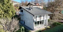 LA TUA VILLA AL LAGO: Privacy, Verde e Comfort a Levico Terme