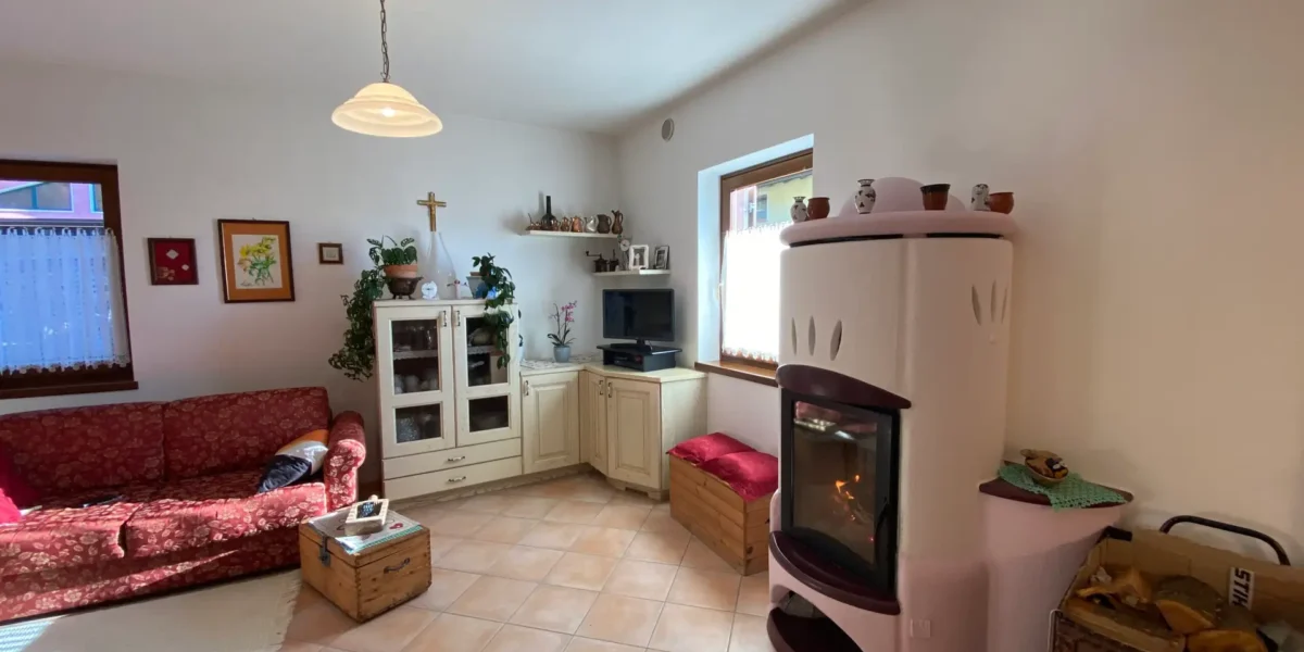 VILLA E ATTIVITA’ AGRICOLA IN UN’UNICA SOLUZIONE