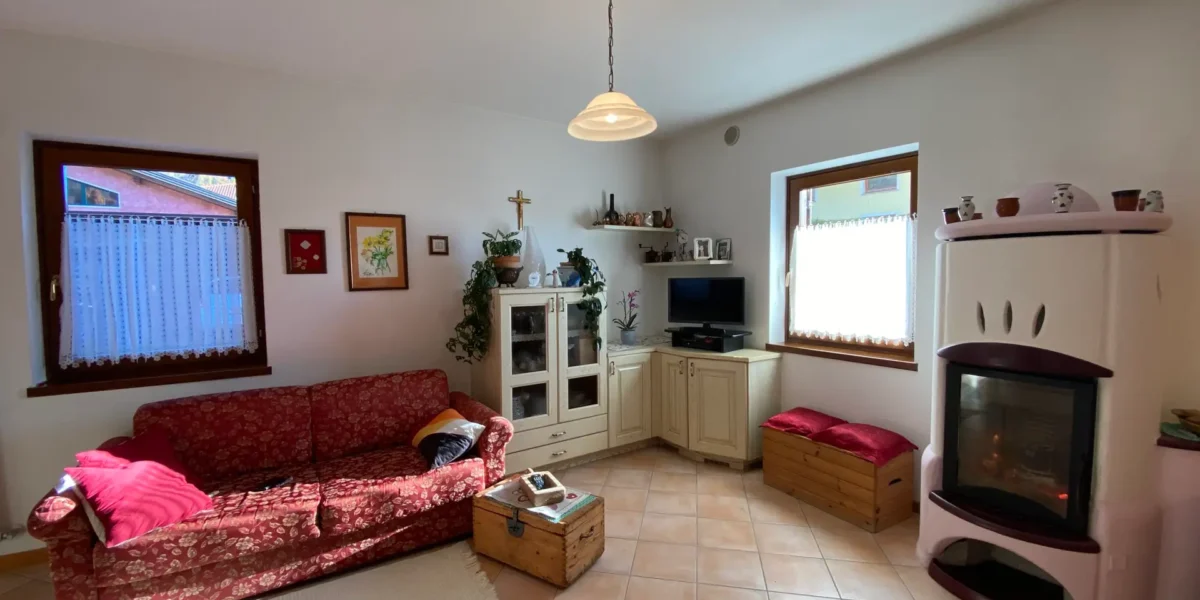 VILLA E ATTIVITA’ AGRICOLA IN UN’UNICA SOLUZIONE