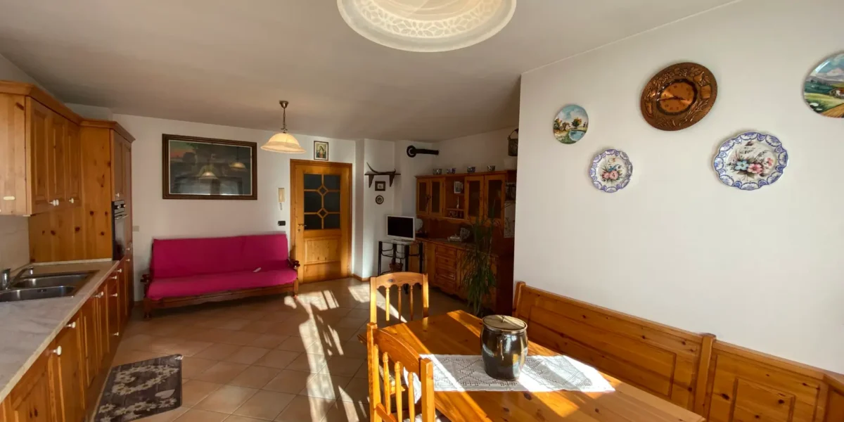 VILLA E ATTIVITA’ AGRICOLA IN UN’UNICA SOLUZIONE