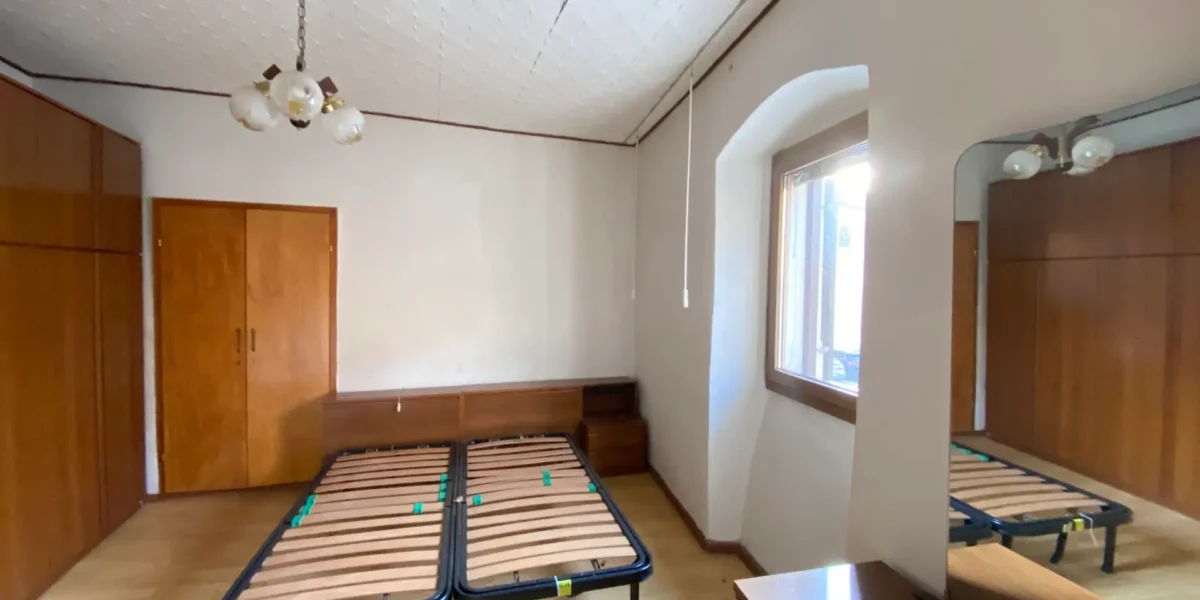 PORZIONE DI CASA NEL CENTRO STORICO