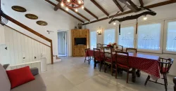 LA TUA VILLA AL LAGO: Privacy, Verde e Comfort a Levico Terme