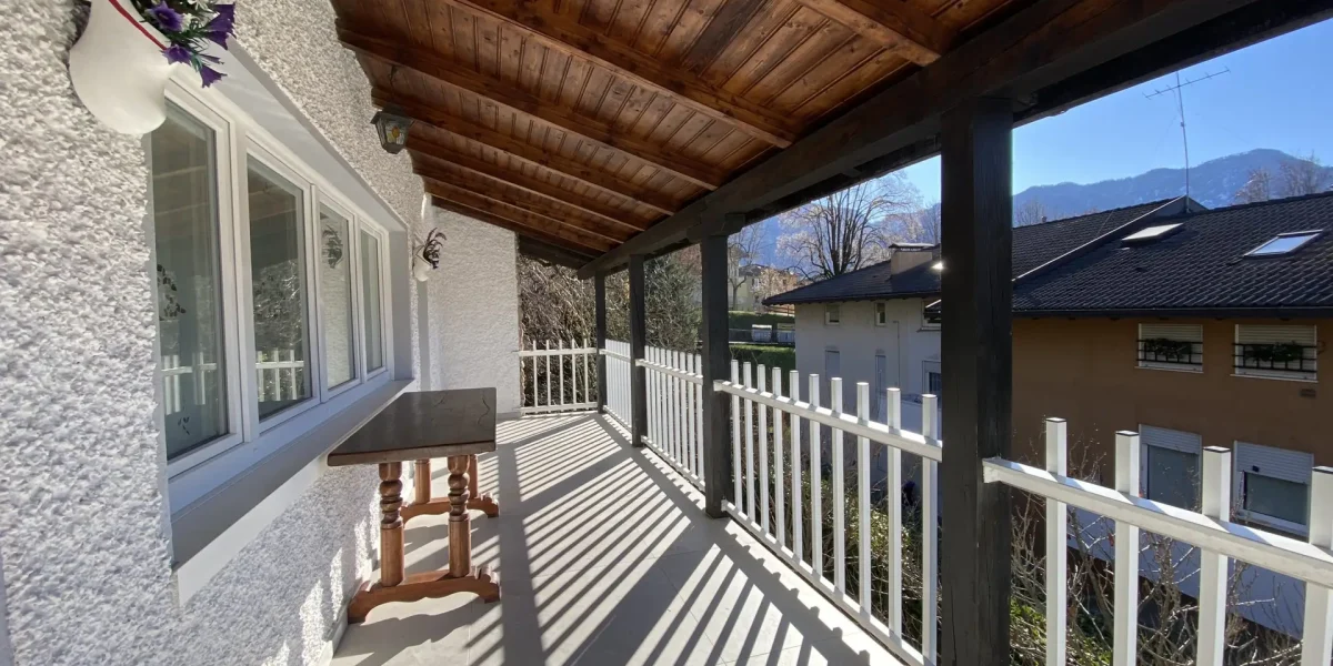 LA TUA VILLA AL LAGO: Privacy, Verde e Comfort a Levico Terme