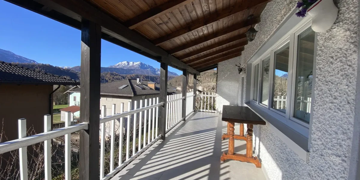 LA TUA VILLA AL LAGO: Privacy, Verde e Comfort a Levico Terme