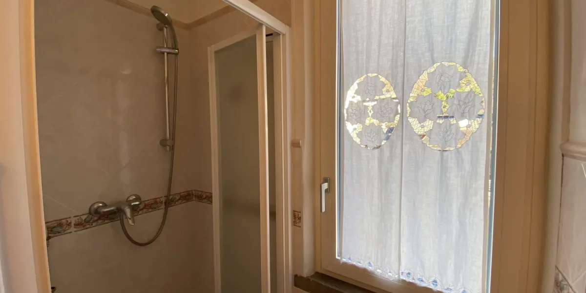 LA TUA VILLA AL LAGO: Privacy, Verde e Comfort a Levico Terme