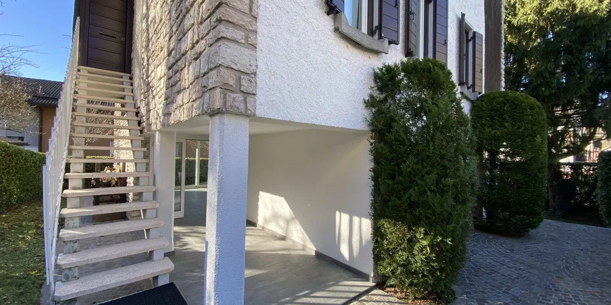 LA TUA VILLA AL LAGO: Privacy, Verde e Comfort a Levico Terme