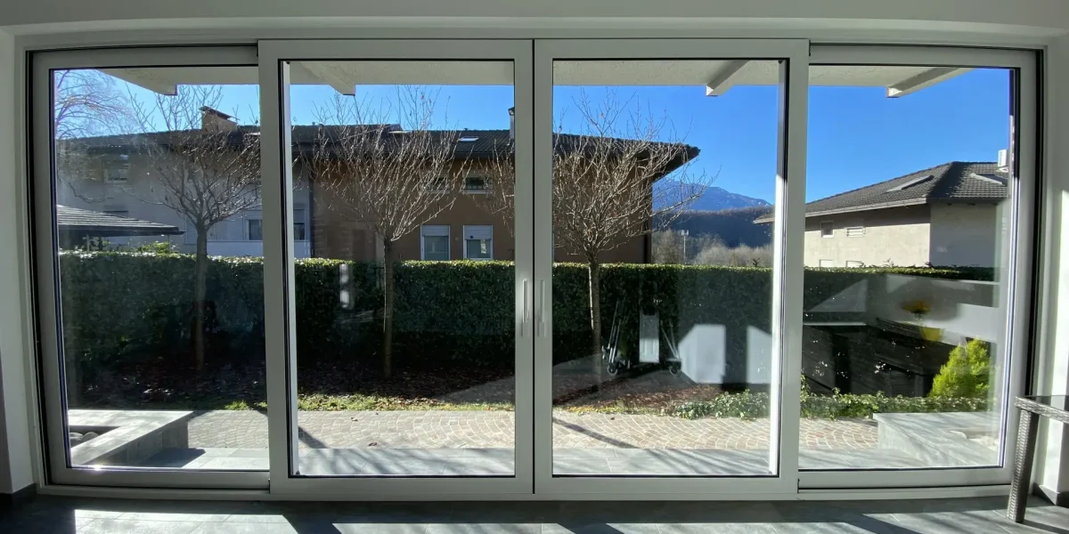 LA TUA VILLA AL LAGO: Privacy, Verde e Comfort a Levico Terme