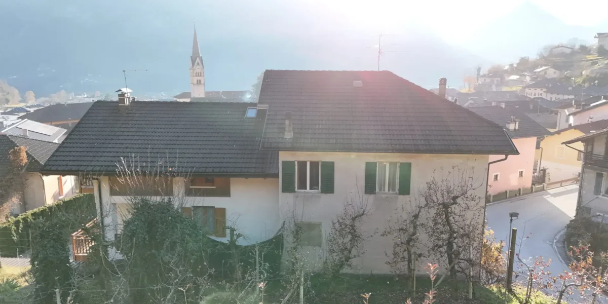 PORZIONE DI CASA TERRA-CIELO