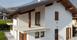 SPLENDIDA VILLA SINGOLA CON AMPI SPAZI E TERRAZZA PANORAMICA