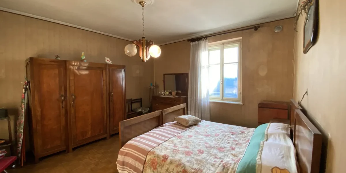 PORZIONE DI CASA TERRA-CIELO