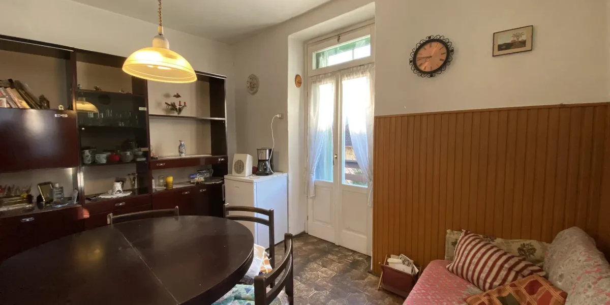 PORZIONE DI CASA TERRA-CIELO