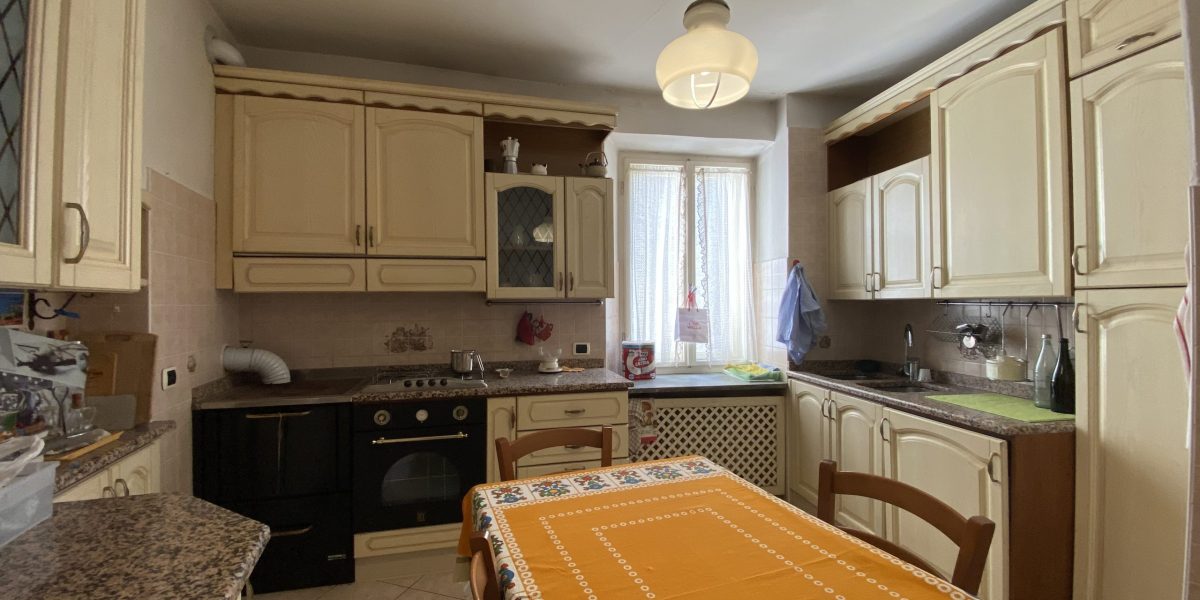 INTERO EDIFICIO NEL CUORE DEL CENTRO