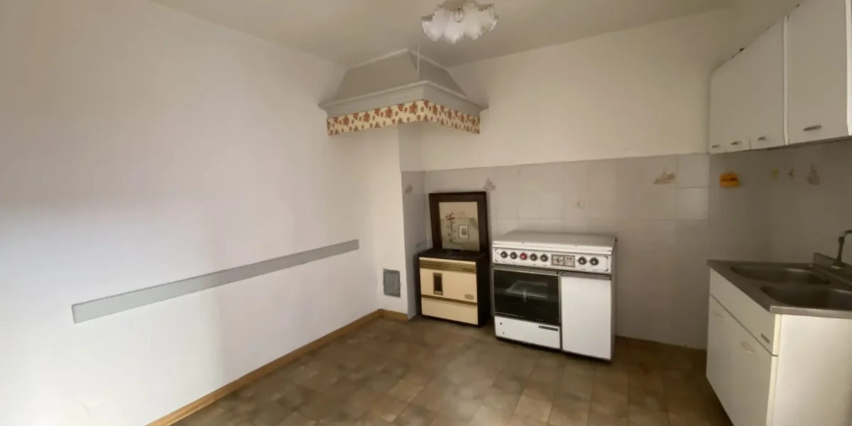 PORZIONE DI CASA TERRA-CIELO