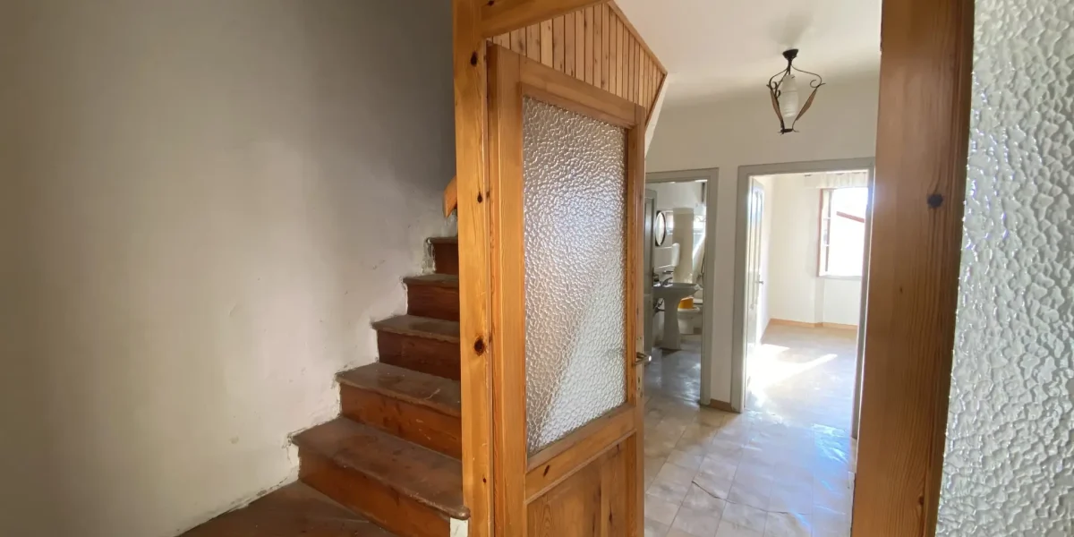 PORZIONE DI CASA TERRA-CIELO